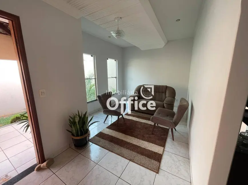 Foto 4 de Casa com 3 quartos à venda, 450m2 em Anápolis City, Anapolis - GO