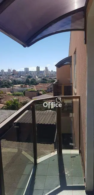 Foto 8 de Apartamento com 3 quartos à venda, 92m2 em Vila Jussara, Anapolis - GO