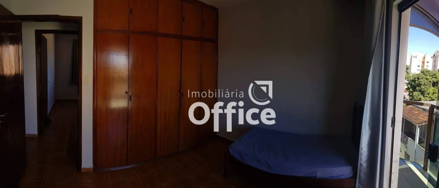 Foto 7 de Apartamento com 3 quartos à venda, 92m2 em Vila Jussara, Anapolis - GO