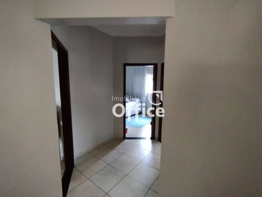 Foto 5 de Casa com 3 quartos à venda, 390m2 em Jardim das Samambaias, Anapolis - GO