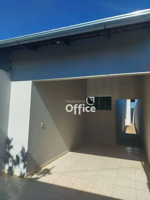 Foto 3 de Casa com 3 quartos à venda, 300m2 em Víviam Parque, Anapolis - GO