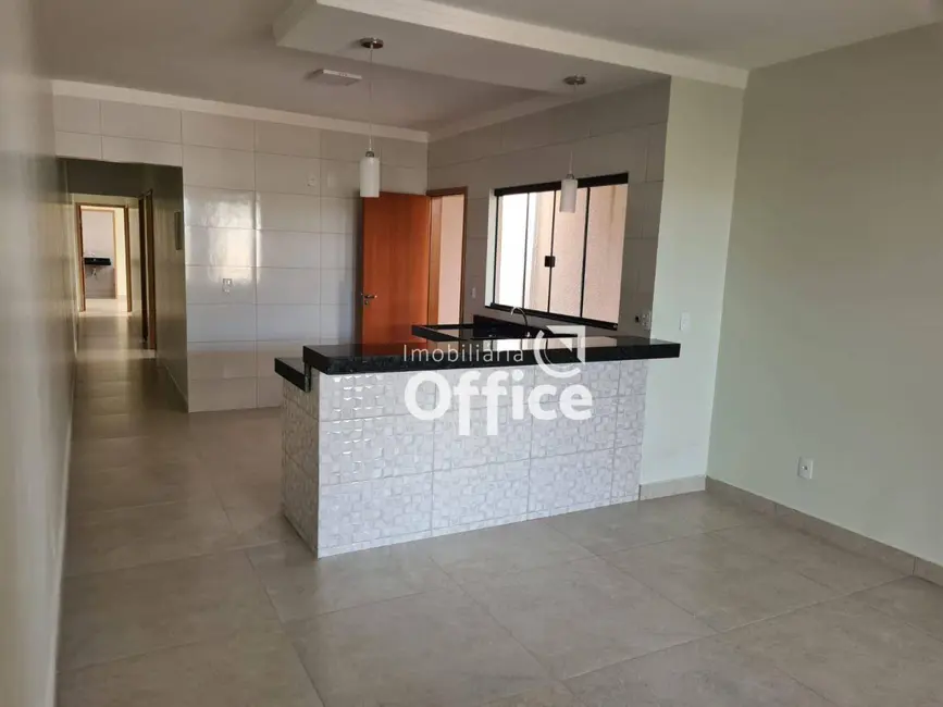 Casa com 3 quartos à venda, 175m2 em Vila Fabril, Anapolis - GO - imagem 3 Foto 3 de Casa com 3 quartos à venda, 175m2 em Vila Fabril, Anapolis - GO