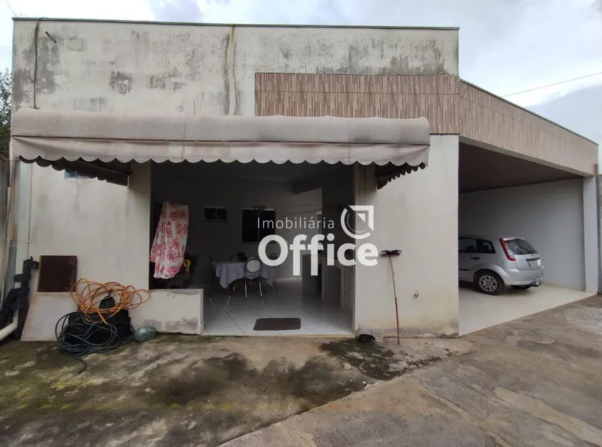 Casa com 4 quartos à venda, 432m2 em Lourdes, Anapolis - GO - imagem 2 Foto 2 de Casa com 4 quartos à venda, 432m2 em Lourdes, Anapolis - GO