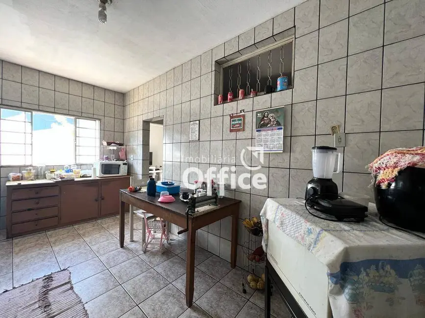 Foto 7 de Casa com 3 quartos à venda, 420m2 em Jundiaí, Anapolis - GO