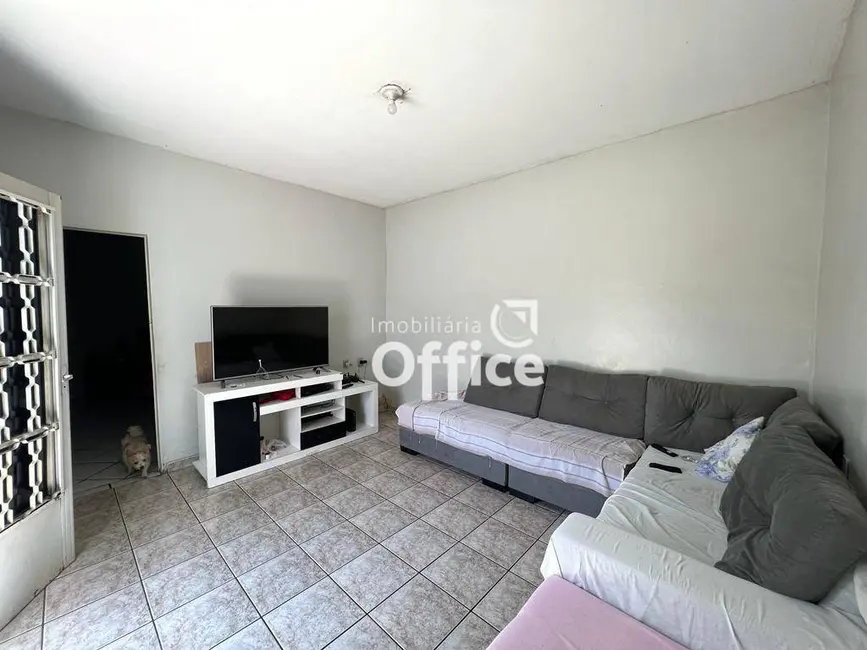 Foto 6 de Casa com 3 quartos à venda, 420m2 em Jundiaí, Anapolis - GO