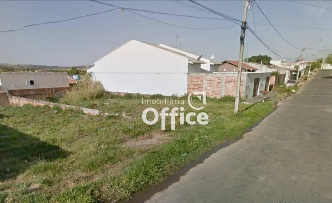 Foto 2 de Terreno / Lote à venda, 300m2 em Residencial Paraíso, Senador Canedo - GO