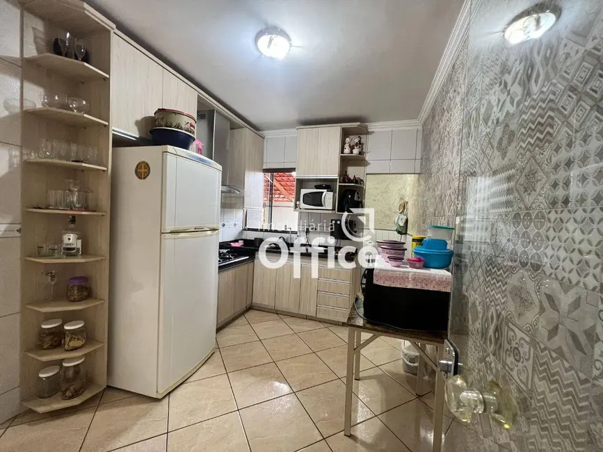 Casa com 2 quartos à venda, 200m2 em Residencial Ayrton Senna, Anapolis - GO - imagem 8 Foto 8 de Casa com 2 quartos à venda, 200m2 em Residencial Ayrton Senna, Anapolis - GO