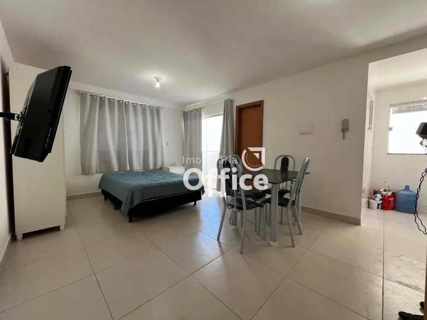 Foto 1 de Kitnet com 1 quarto à venda, 35m2 em Cidade Universitária, Anapolis - GO