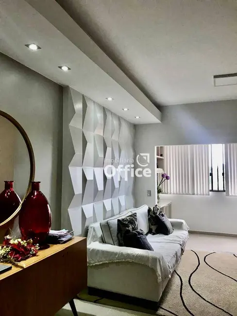 Foto 4 de Apartamento com 3 quartos à venda, 87m2 em Maracanã, Anapolis - GO