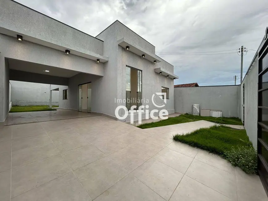 Foto 1 de Casa com 3 quartos à venda, 300m2 em Jibran El Hadj, Anapolis - GO