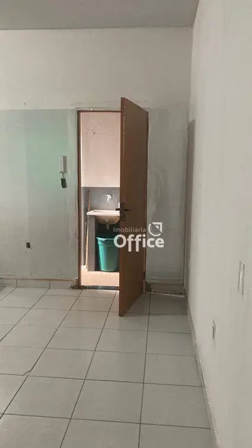 Casa com 4 quartos à venda, 444m2 em São Carlos, Anapolis - GO - imagem 4 Foto 4 de Casa com 4 quartos à venda, 444m2 em São Carlos, Anapolis - GO