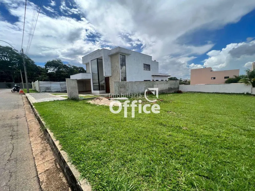 Foto 2 de Terreno / Lote à venda, 420m2 em Condomínio Vale dos Pássaros, Anapolis - GO