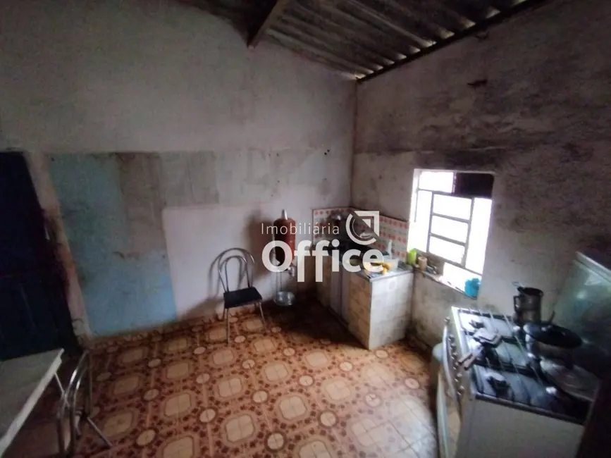 Casa com 3 quartos à venda, 375m2 em Maracanã, Anapolis - GO - imagem 7 Foto 7 de Casa com 3 quartos à venda, 375m2 em Maracanã, Anapolis - GO