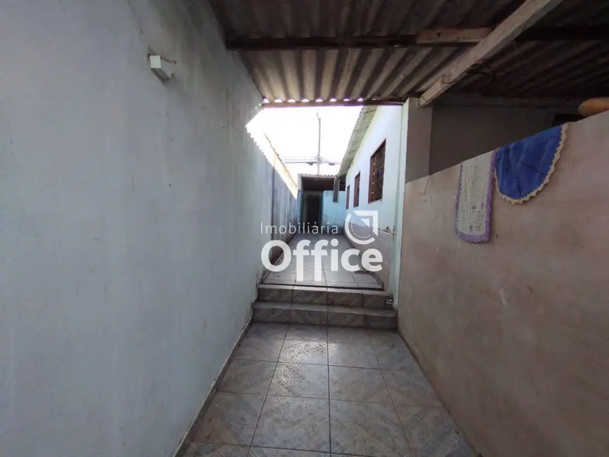 Foto 8 de Casa com 2 quartos à venda, 360m2 em Anapolis - GO