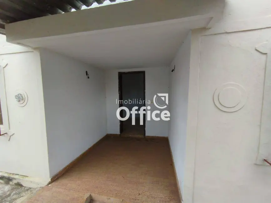 Foto 1 de Casa com 3 quartos à venda, 180m2 em Anapolis - GO
