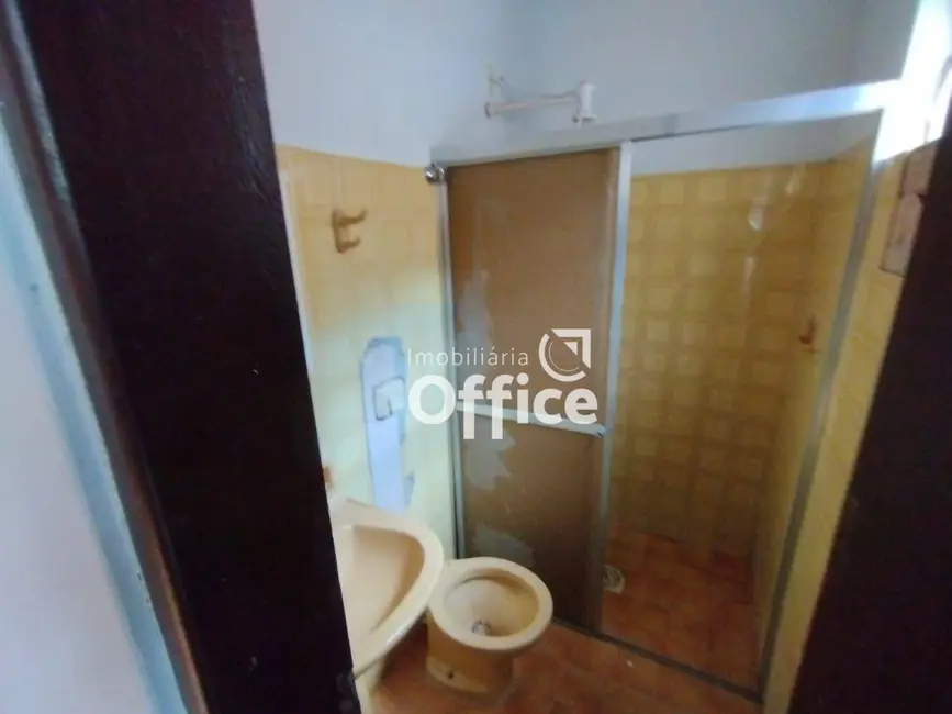 Casa com 3 quartos à venda, 180m2 em Anapolis - GO - imagem 4 Foto 4 de Casa com 3 quartos à venda, 180m2 em Anapolis - GO