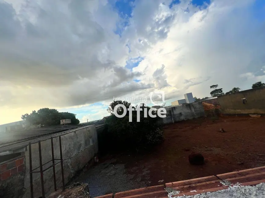 Foto 4 de Terreno / Lote à venda, 500m2 em Anapolis - GO