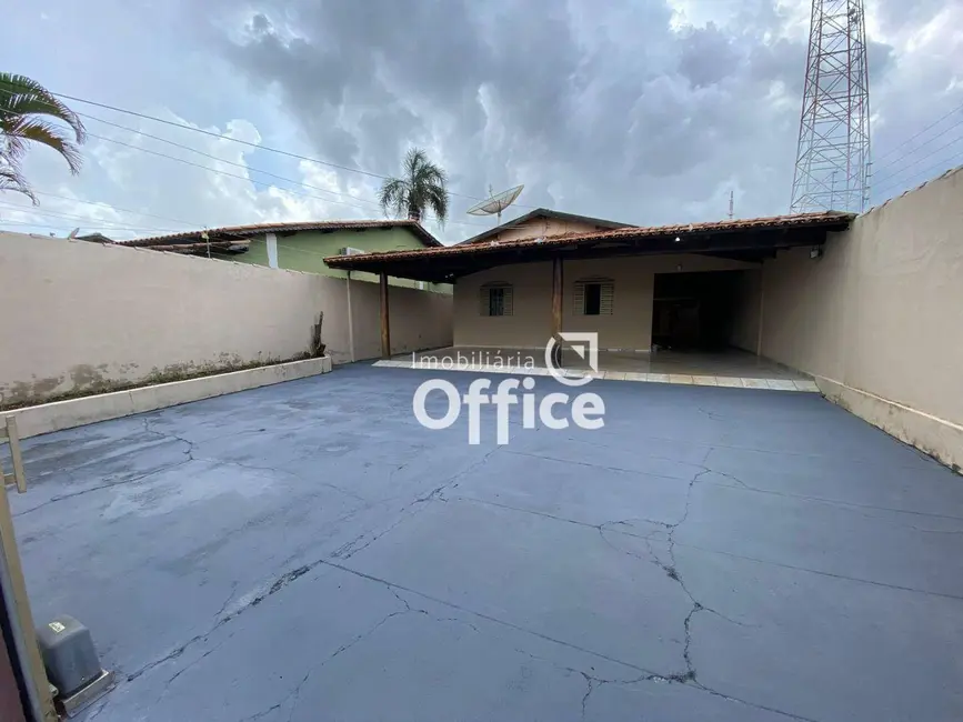 Casa com 3 quartos à venda, 300m2 em Jardim das Américas 1ª Etapa, Anapolis - GO - imagem 1 Foto 1 de Casa com 3 quartos à venda, 300m2 em Jardim das Américas 1ª Etapa, Anapolis - GO