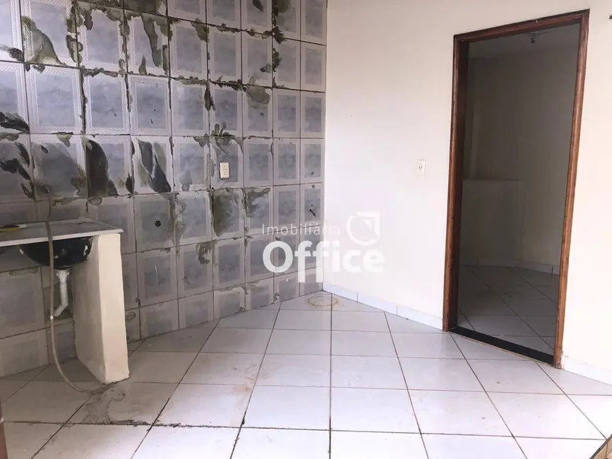Foto 8 de Sobrado com 4 quartos à venda, 300m2 em Jardim Ana Paula, Anapolis - GO