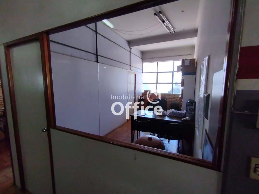 Armazém / Galpão à venda, 1100m2 em Cidade Jardim, Anapolis - GO - imagem 8 Foto 8 de Armazém / Galpão à venda, 1100m2 em Cidade Jardim, Anapolis - GO