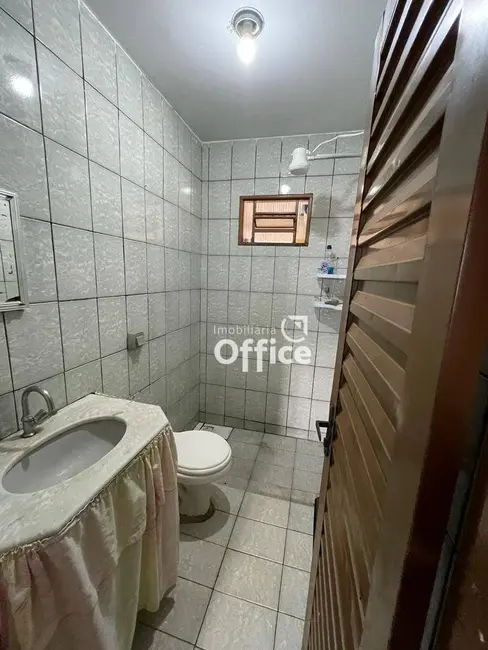 Casa com 4 quartos à venda, 360m2 em São Carlos, Anapolis - GO - imagem 8 Foto 8 de Casa com 4 quartos à venda, 360m2 em São Carlos, Anapolis - GO