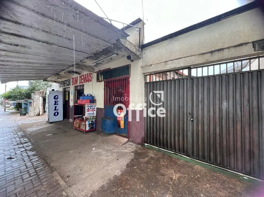 Foto 3 de Terreno / Lote à venda, 300m2 em Vila Jaiara, Anapolis - GO