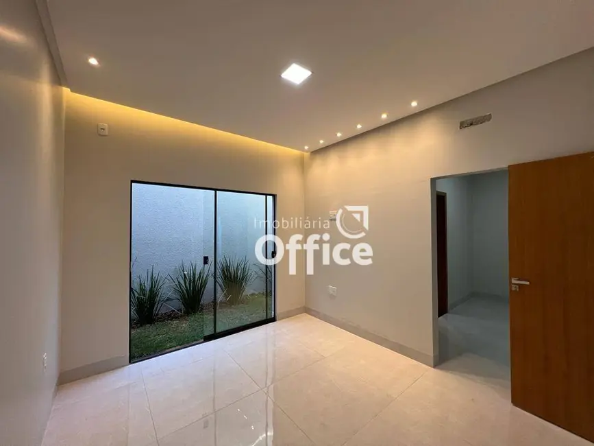 Casa com 3 quartos à venda, 300m2 em Parque Brasília 2ª Etapa, Anapolis - GO - imagem 4 Foto 4 de Casa com 3 quartos à venda, 300m2 em Parque Brasília 2ª Etapa, Anapolis - GO