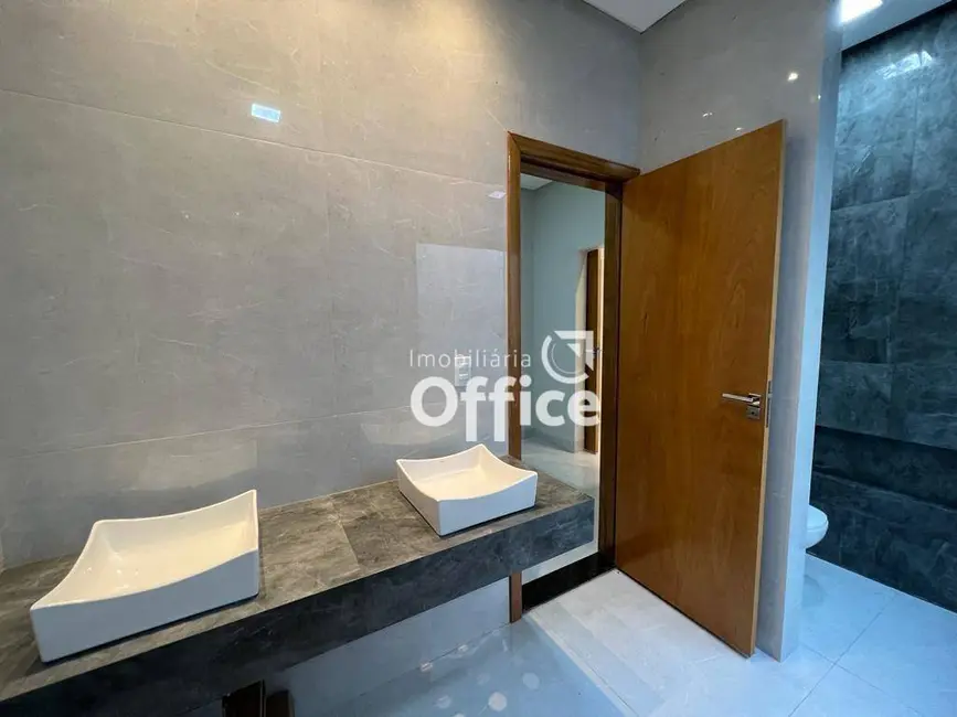 Casa com 3 quartos à venda, 300m2 em Parque Brasília 2ª Etapa, Anapolis - GO - imagem 7 Foto 7 de Casa com 3 quartos à venda, 300m2 em Parque Brasília 2ª Etapa, Anapolis - GO