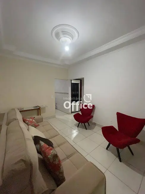 Casa com 3 quartos à venda, 209m2 em Anapolis - GO - imagem 7 Foto 7 de Casa com 3 quartos à venda, 209m2 em Anapolis - GO
