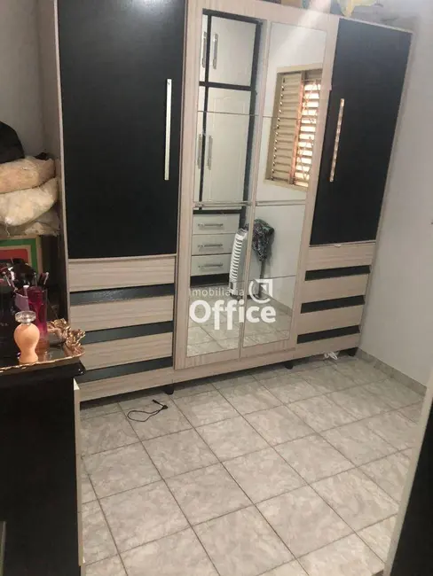 Sobrado com 5 quartos à venda, 355m2 em Jardim Ana Paula, Anapolis - GO - imagem 4 Foto 4 de Sobrado com 5 quartos à venda, 355m2 em Jardim Ana Paula, Anapolis - GO