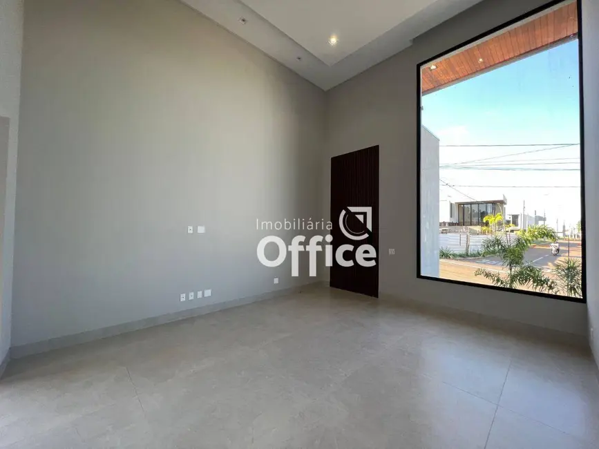 Foto 3 de Casa com 3 quartos à venda, 420m2 em Condomínio Residencial Grand Trianon, Anapolis - GO