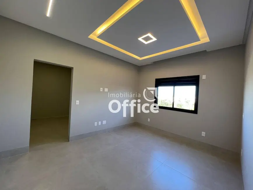 Foto 5 de Casa com 3 quartos à venda, 420m2 em Condomínio Residencial Grand Trianon, Anapolis - GO