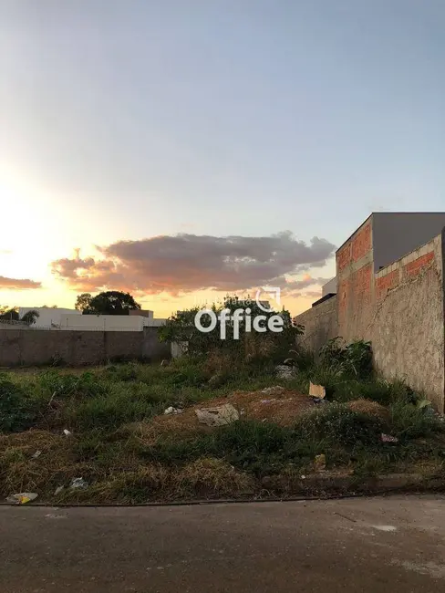 Foto 3 de Terreno / Lote à venda, 360m2 em Anápolis City, Anapolis - GO