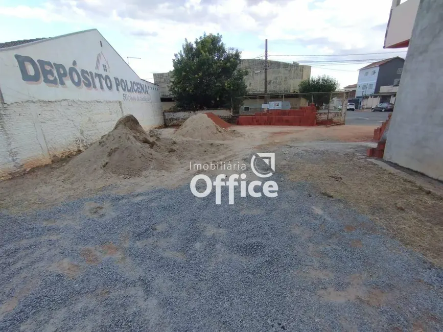 Foto 4 de Terreno / Lote à venda, 234m2 em Setor Central, Anapolis - GO