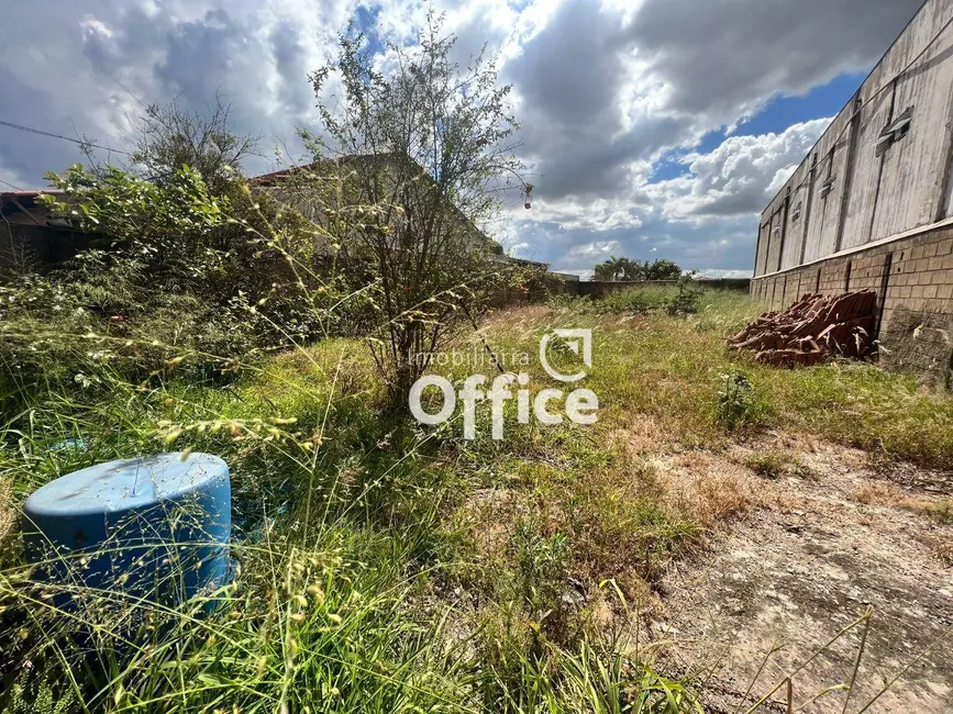 Foto 4 de Terreno / Lote à venda, 460m2 em Jundiaí, Anapolis - GO