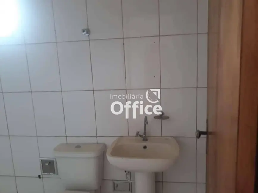 Casa com 3 quartos à venda, 300m2 em Residencial Morumbi, Anapolis - GO - imagem 7 Foto 7 de Casa com 3 quartos à venda, 300m2 em Residencial Morumbi, Anapolis - GO