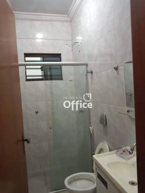 Casa com 2 quartos à venda, 175m2 em Setor Central, Anapolis - GO - imagem 6 Foto 6 de Casa com 2 quartos à venda, 175m2 em Setor Central, Anapolis - GO