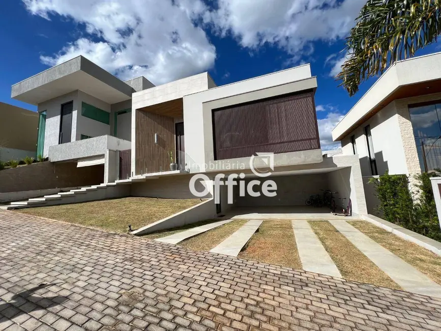 Foto 3 de Casa de Condomínio com 4 quartos à venda, 490m2 em Residencial Anaville, Anapolis - GO