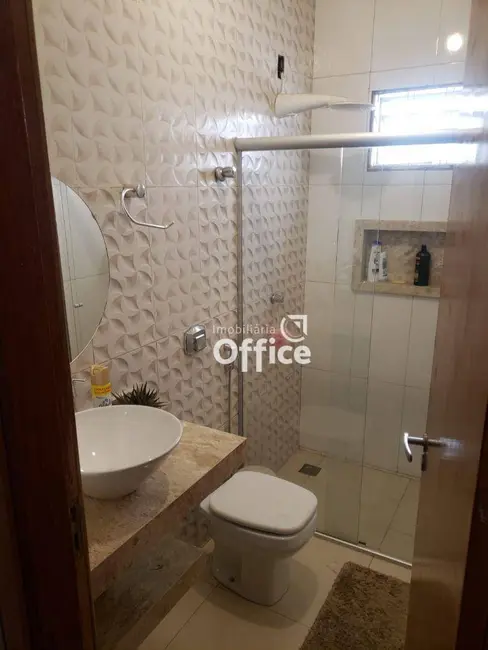 Casa com 3 quartos à venda, 300m2 em Jardim Eldorado, Anapolis - GO - imagem 5 Foto 5 de Casa com 3 quartos à venda, 300m2 em Jardim Eldorado, Anapolis - GO