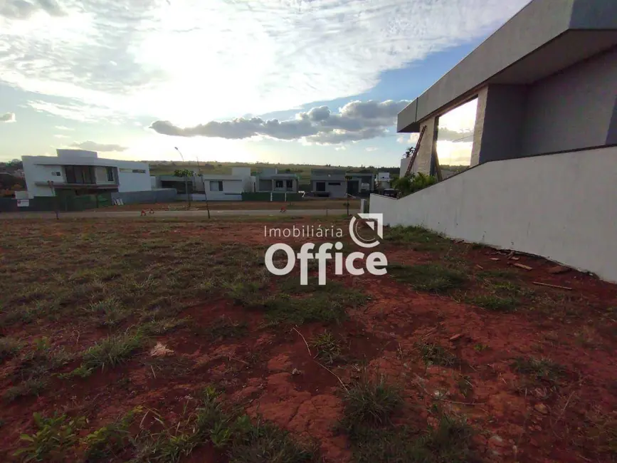 Foto 2 de Terreno / Lote à venda, 432m2 em Anapolis - GO