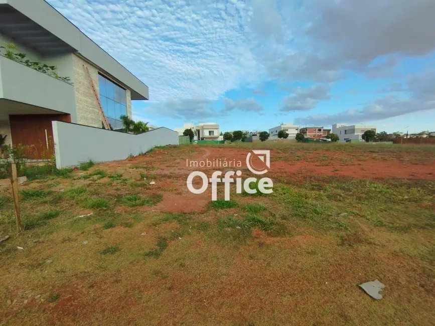 Foto 3 de Terreno / Lote à venda, 432m2 em Anapolis - GO