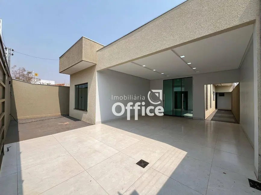 Foto 2 de Casa com 3 quartos à venda, 200m2 em Loteamento Residencial Verona, Anapolis - GO