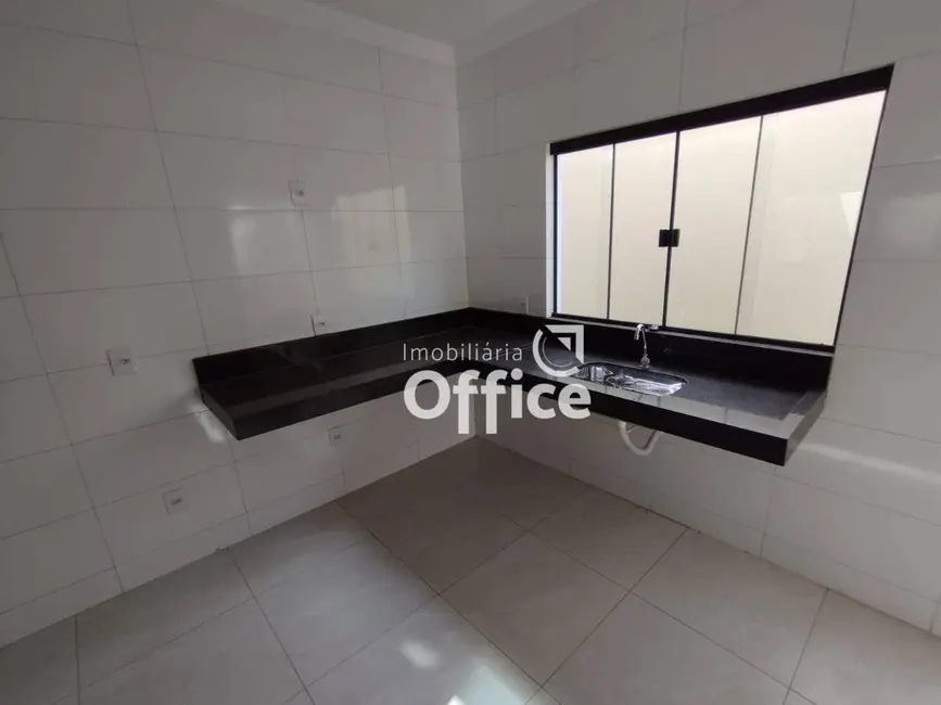 Foto 3 de Casa com 3 quartos à venda, 173m2 em Residencial Florença, Anapolis - GO