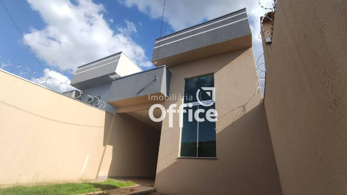 Foto 2 de Casa com 3 quartos à venda, 150m2 em Víviam Parque, Anapolis - GO
