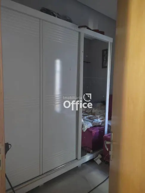 Casa com 3 quartos à venda, 160m2 em Setor Scala II, Anapolis - GO - imagem 6 Foto 6 de Casa com 3 quartos à venda, 160m2 em Setor Scala II, Anapolis - GO