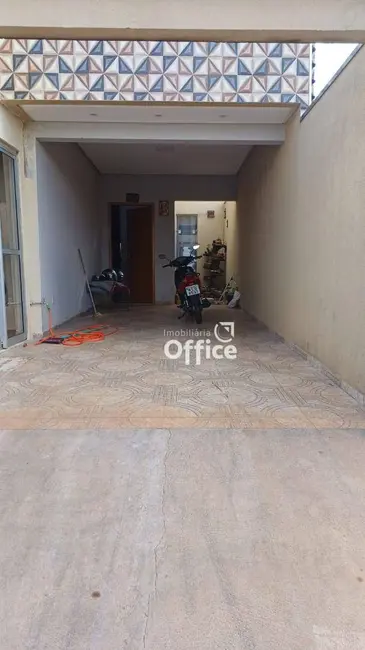 Casa com 3 quartos à venda, 160m2 em Setor Scala II, Anapolis - GO - imagem 4 Foto 4 de Casa com 3 quartos à venda, 160m2 em Setor Scala II, Anapolis - GO