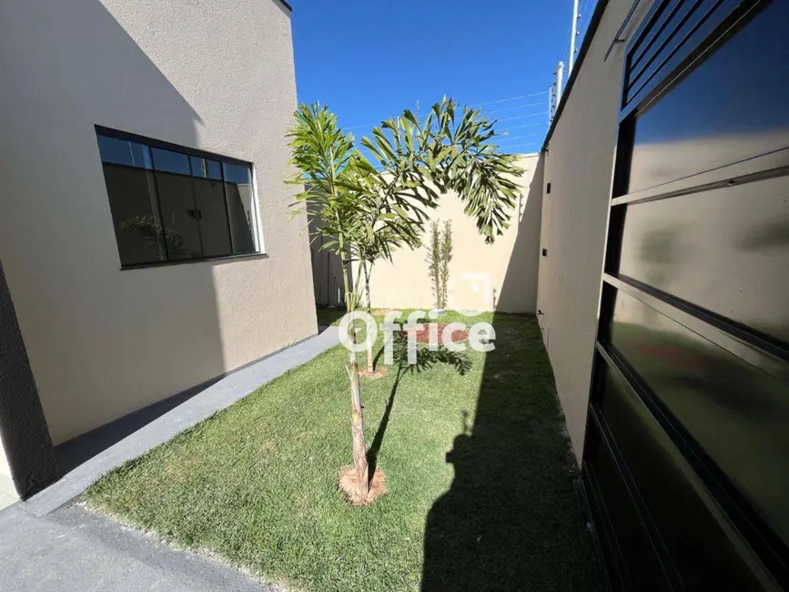 Foto 1 de Casa com 3 quartos à venda, 200m2 em Jardim Itália, Anapolis - GO