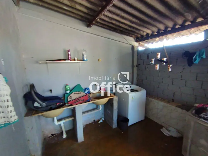 Foto 8 de Casa com 3 quartos à venda, 300m2 em Recanto do Sol, Anapolis - GO