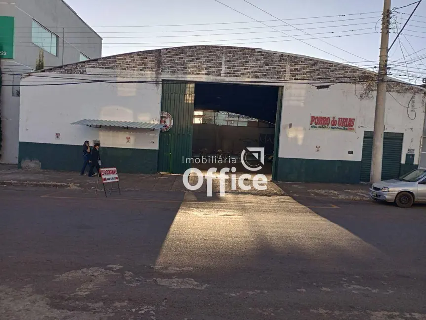 Armazém / Galpão à venda, 990m2 em Vila Jaiara, Anapolis - GO - imagem 8 Foto 8 de Armazém / Galpão à venda, 990m2 em Vila Jaiara, Anapolis - GO