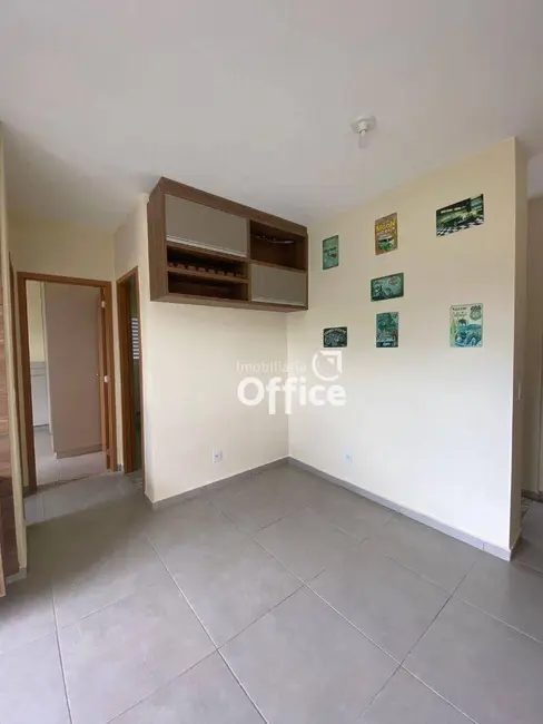 Foto 2 de Apartamento com 2 quartos à venda, 55m2 em Jibran El Hadj, Anapolis - GO